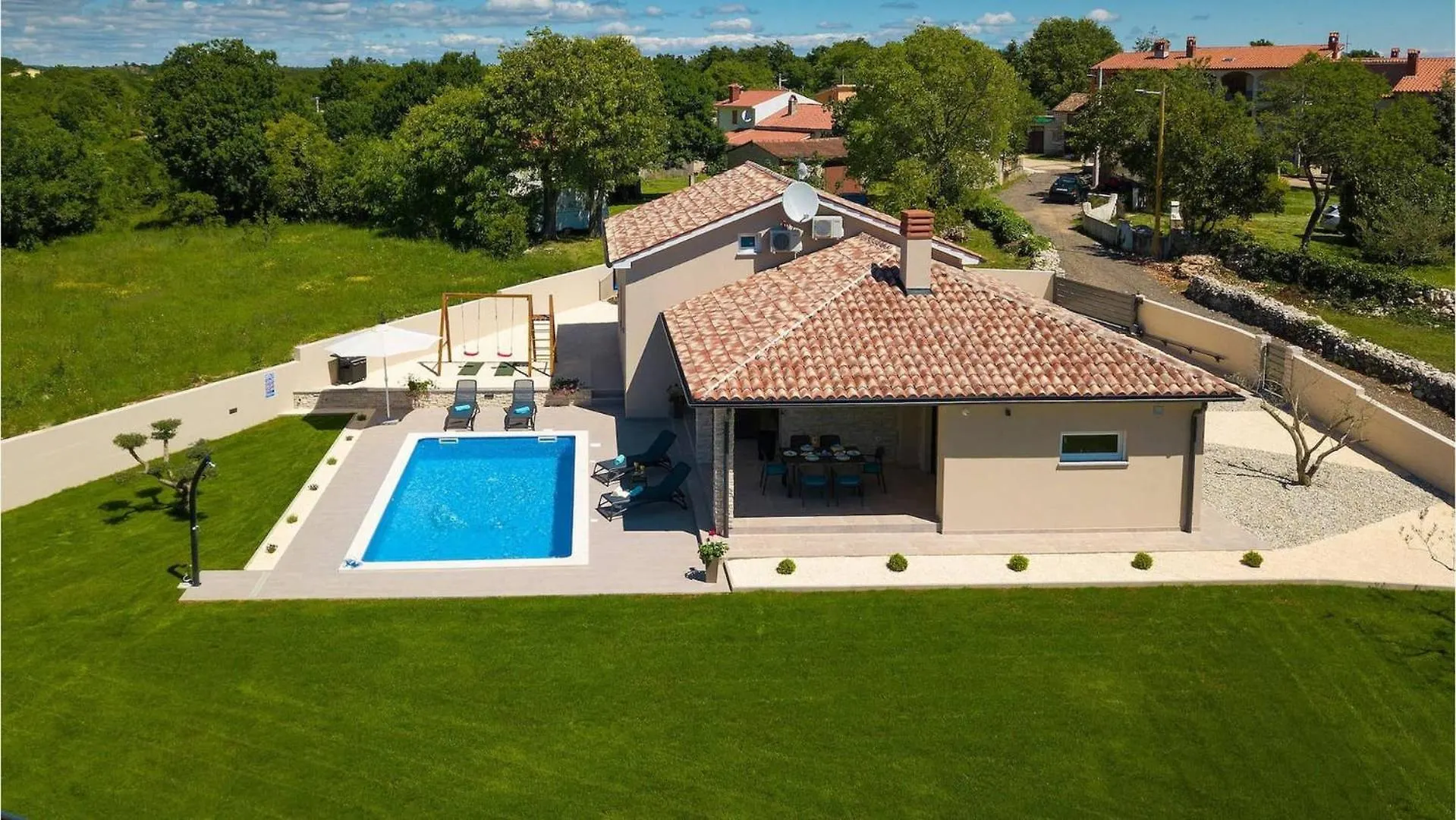 Charming Villa Martina With Pool Near Pula And Rabac By Wiibuk Marčana